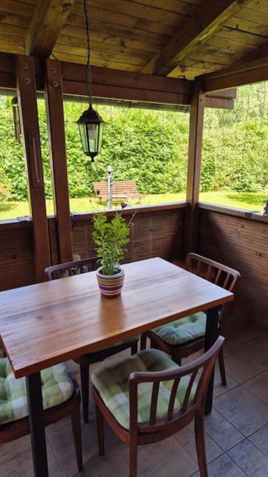 Appartement Chaloupka Amalka à Rožnov pod Radhoštěm Extérieur photo